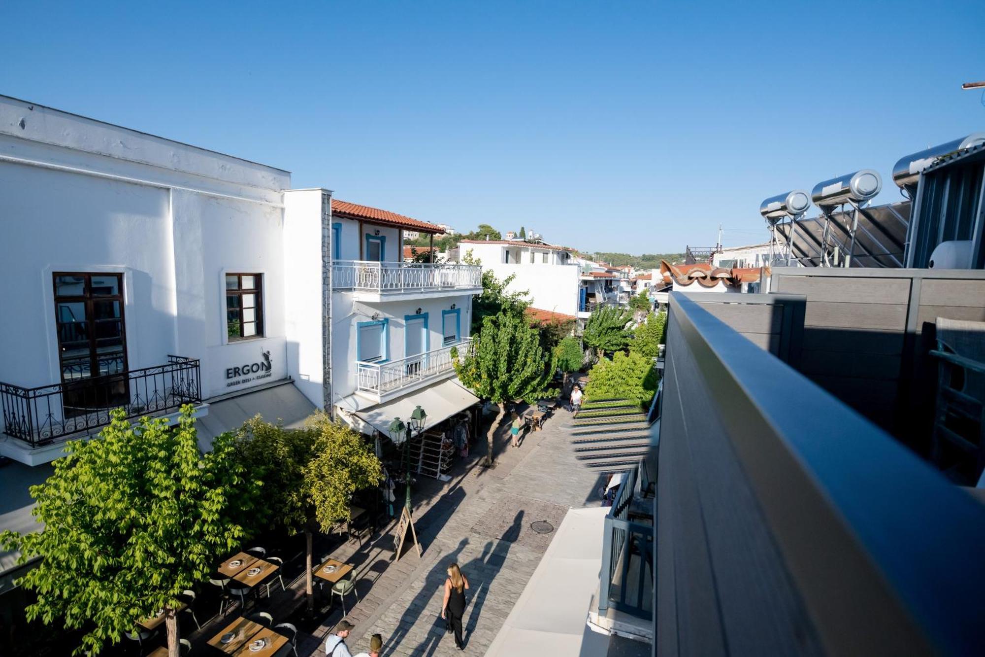 Ocean 11 Hotel Skiathos Town Exterior photo